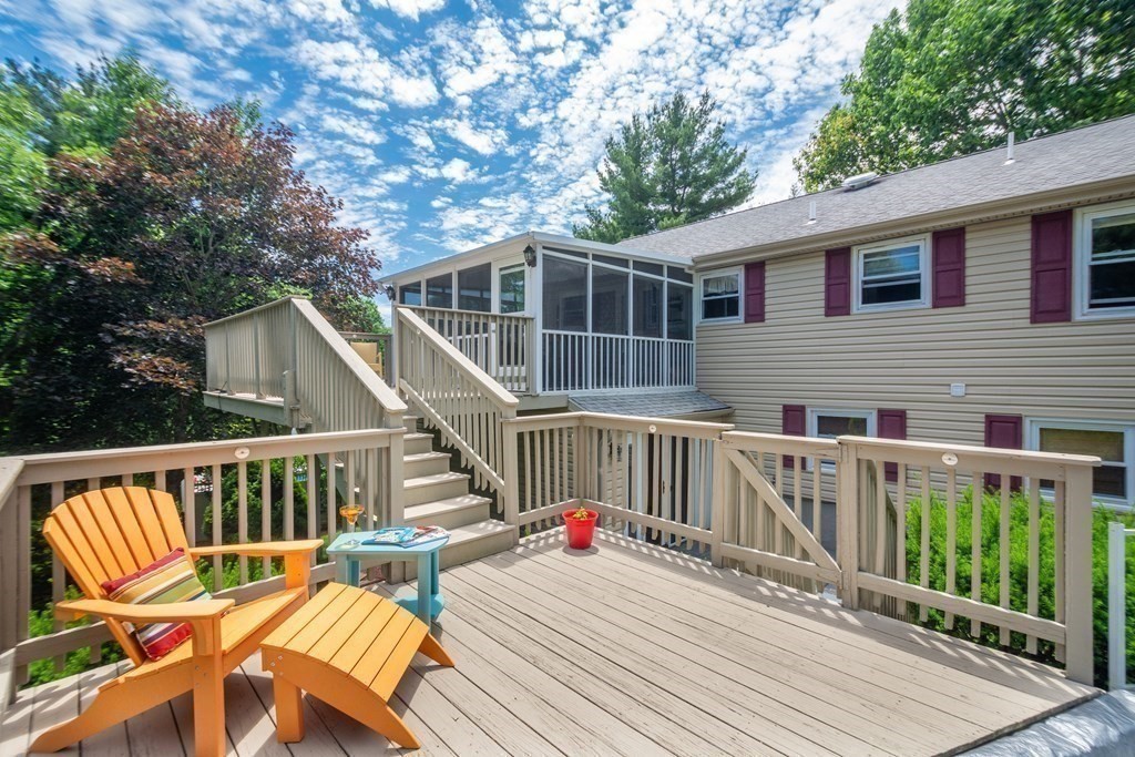 9 Hickory Hill Road Wakefield, MA 01880 - Photo 28 of 32 Gallery Image 28