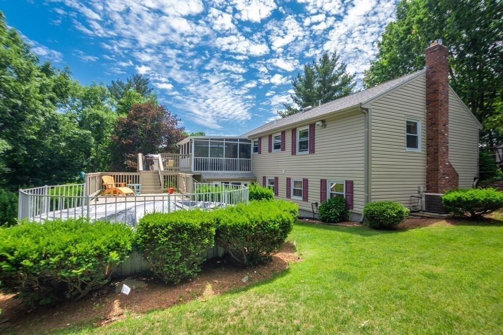 9 Hickory Hill Road Wakefield, MA 01880 - Photo 30 of 32 Gallery Image 30