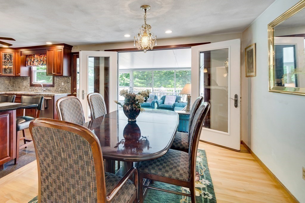 9 Hickory Hill Road Wakefield, MA 01880 - Photo 8 of 32 Gallery Image 8