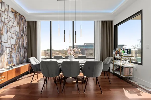 $529,000 | 2828 Peachtree Road Northwest, Unit 701, Atlanta, GA 30305