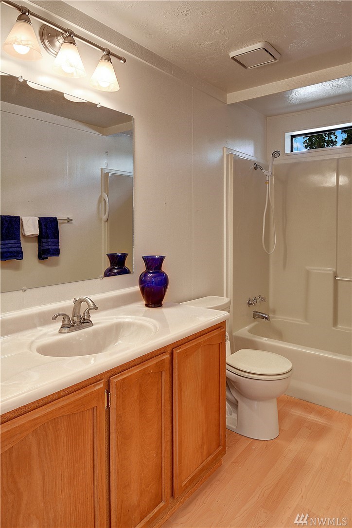 2000 192nd Street Southeast, Unit 117 Bothell, WA 98012 - Photo 11 of 20