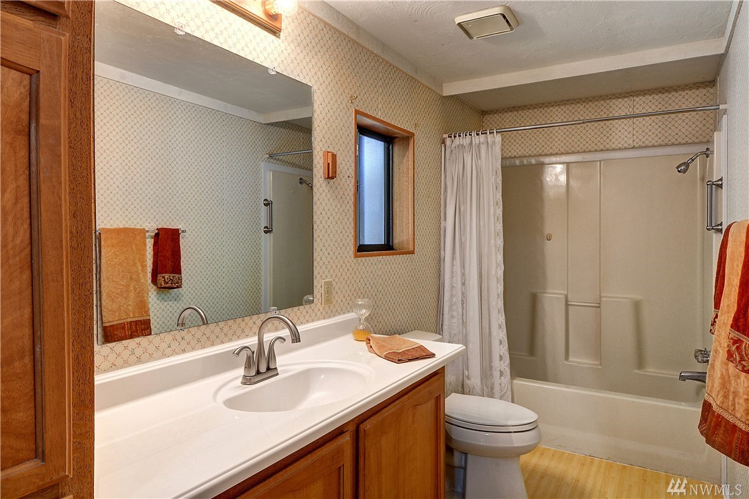 2000 192nd Street Southeast, Unit 117 Bothell, WA 98012 - Photo 12 of 20