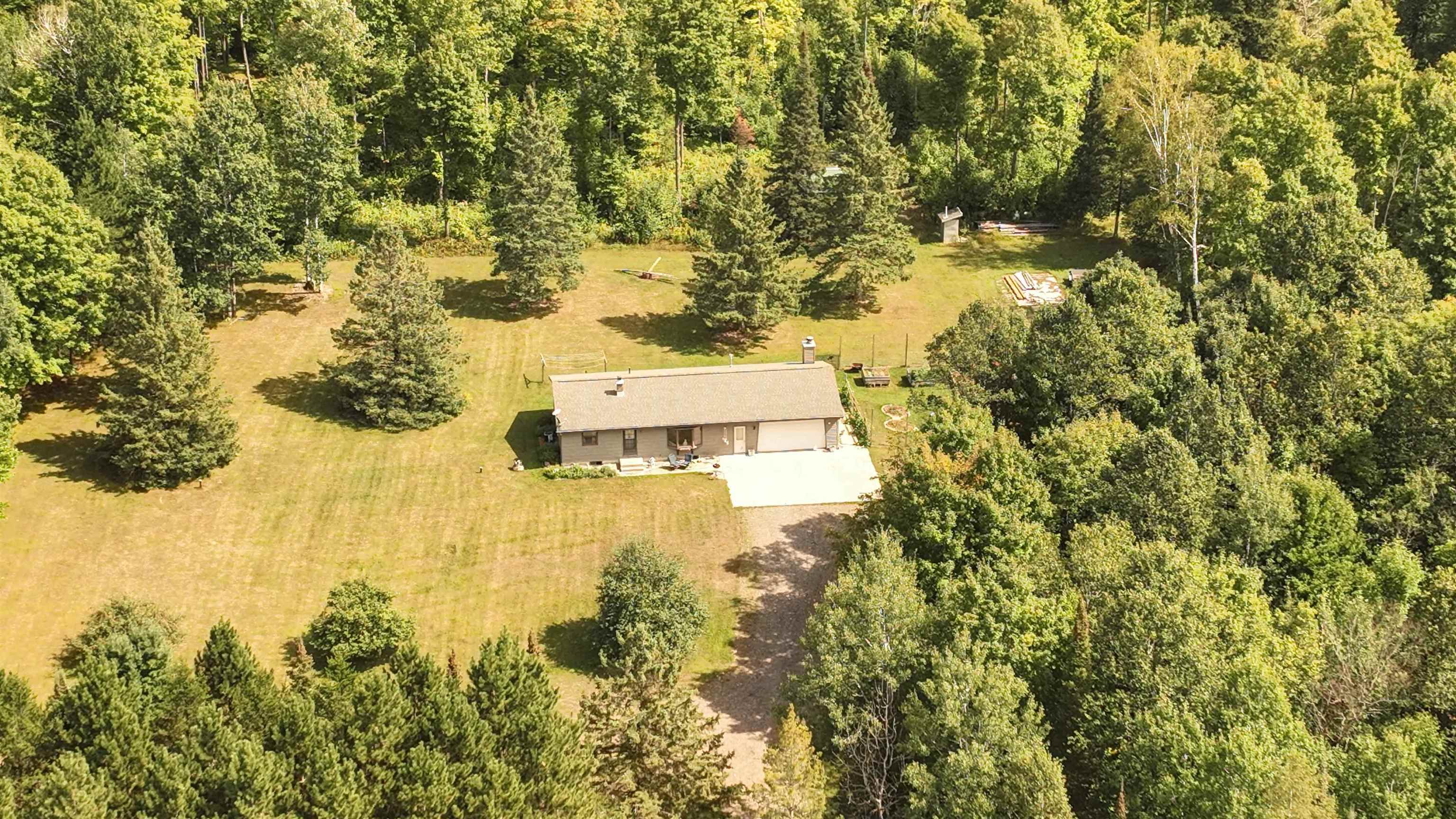 6462 Highway 139 Tipler, WI 54542 - Photo 1 of 25 Gallery Image 1