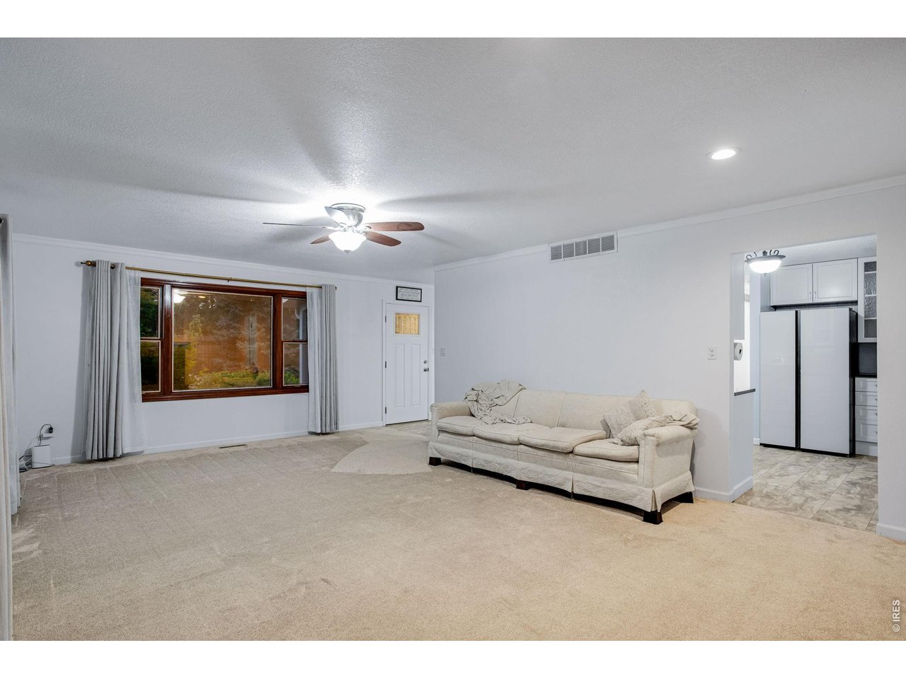 5416 South Timberline Road Fort Collins, CO 80528 - Photo 19 of 50 Spacious living room