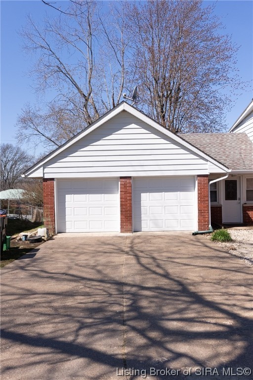 2613 East Robin Road New Albany, IN 47150 - Photo 2 of 75 Gallery Image 2