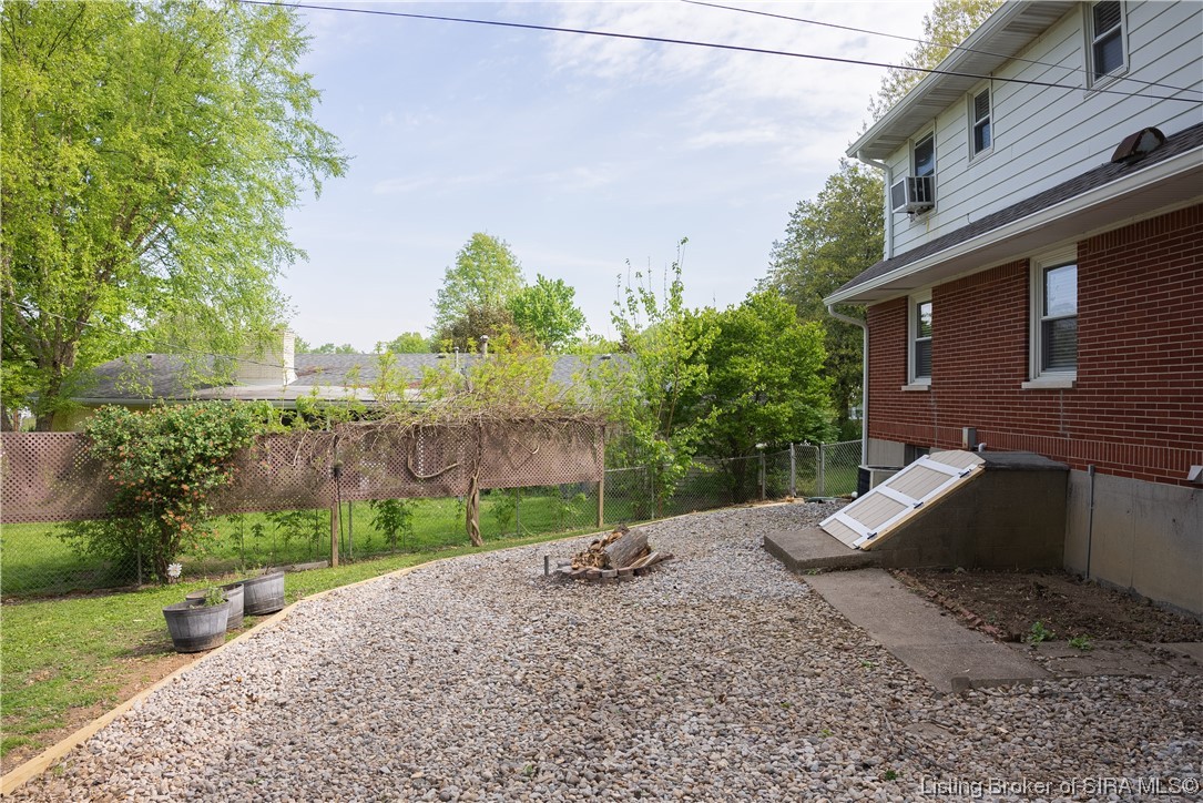 2613 East Robin Road New Albany, IN 47150 - Photo 70 of 75 Gallery Image 70