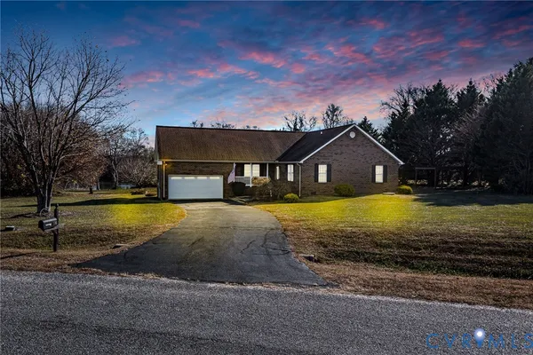 $615,000 | 196 Matthews Cove Drive, Montross, VA 22520