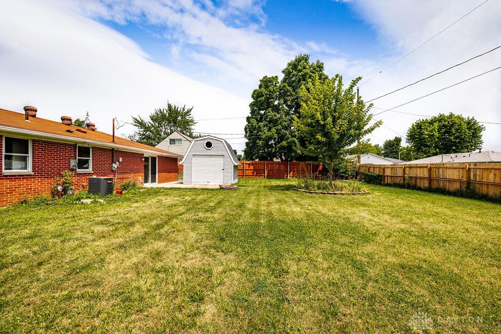 7654 Rothfield Drive Huber Heights, OH 45424 - Photo 29 of 33