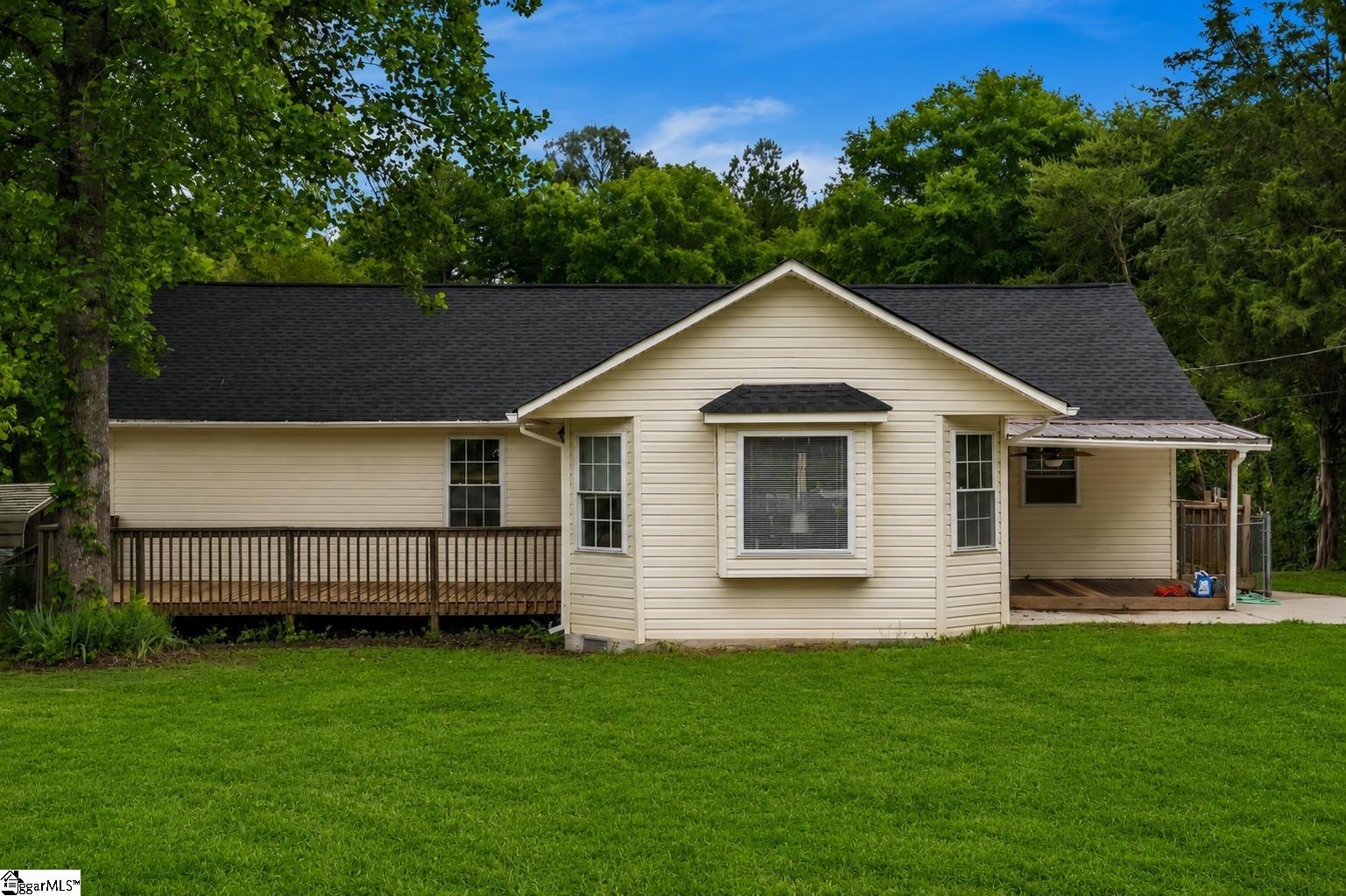 212 Seigler Road Pelzer, SC 29669 - Photo 2 of 39