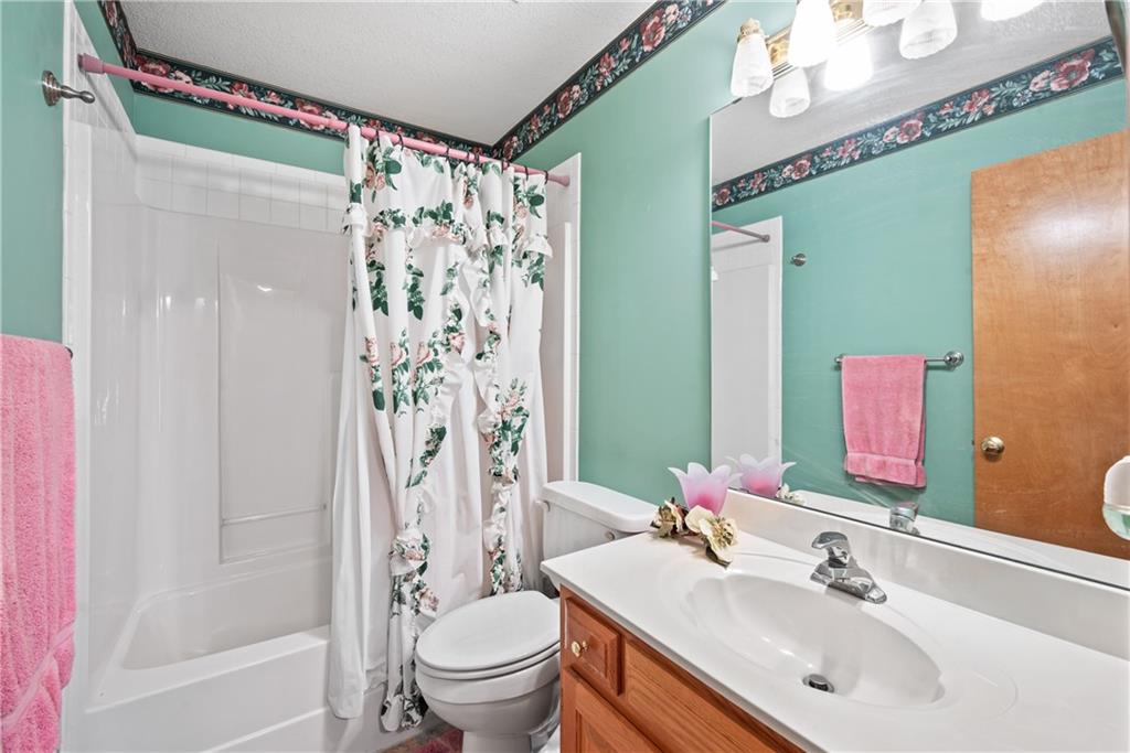 604 South Sunset Lane Raymore, MO 64083 - Photo 13 of 19