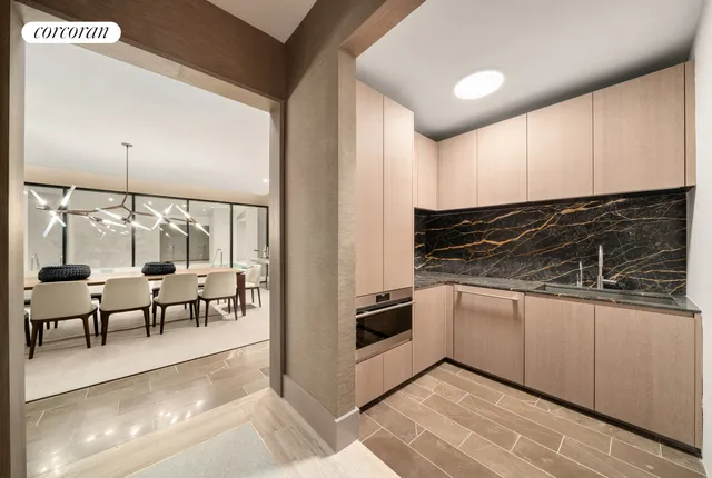 $4,250,000 | 49 Chambers Street, Unit 5G | TriBeCa