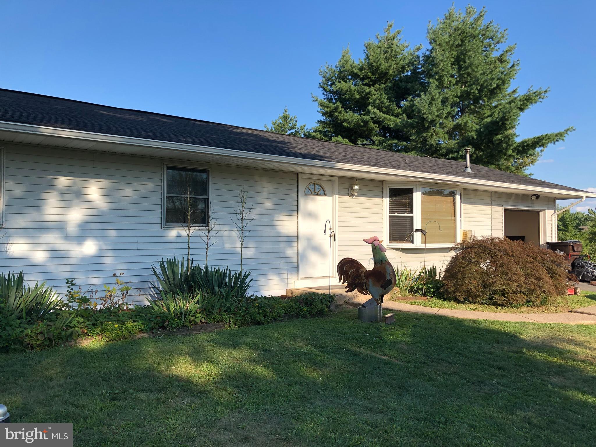 171 California Road Quakertown, PA 18951 - Photo 1 of 10 Front