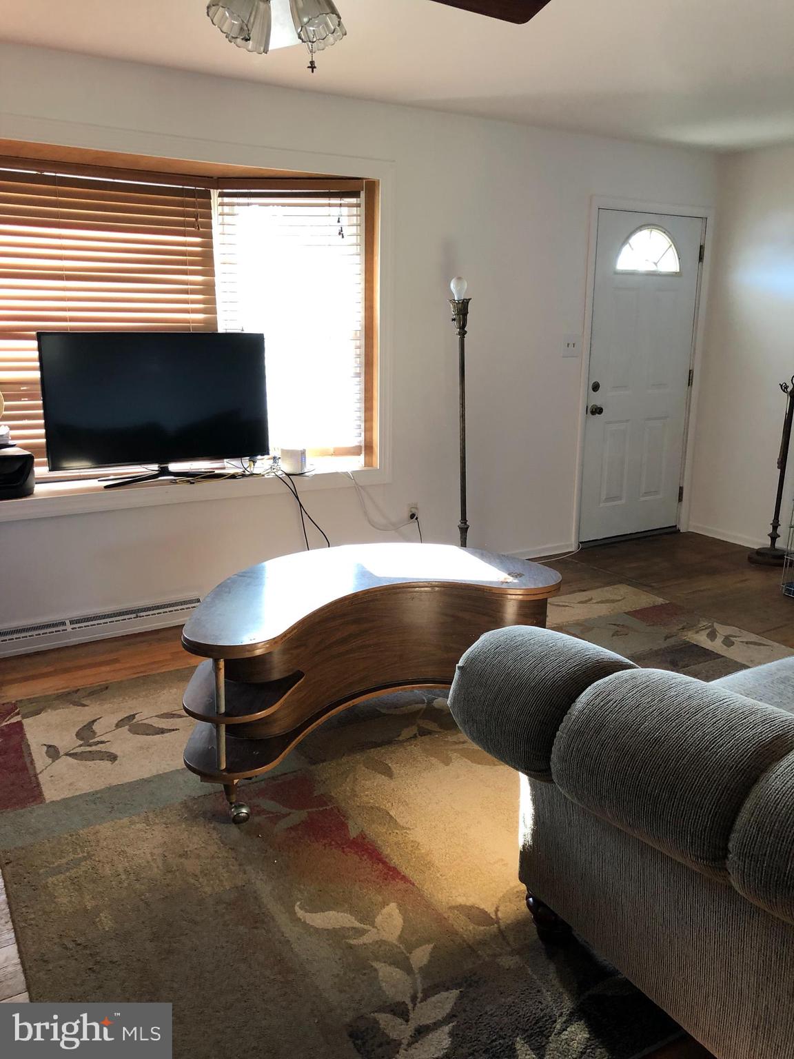 171 California Road Quakertown, PA 18951 - Photo 5 of 10 Living Room