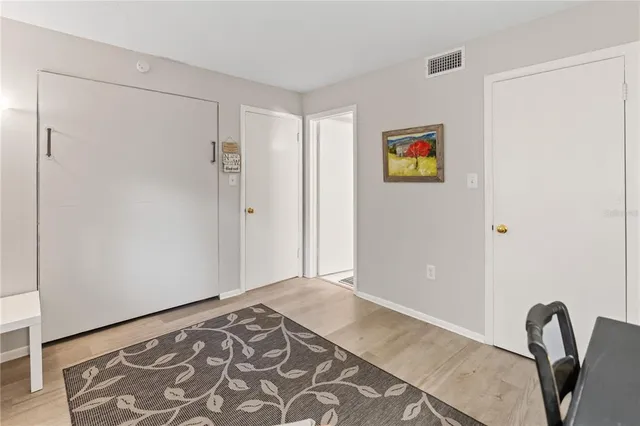 $315,000 | 3711 Almeria Avenue, Unit 3N, Sarasota, FL 34239