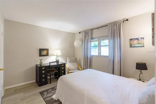 $315,000 | 3711 Almeria Avenue, Unit 3N, Sarasota, FL 34239