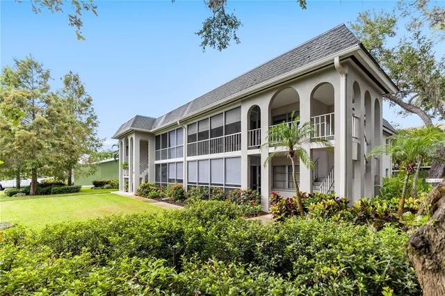 $315,000 | 3711 Almeria Avenue, Unit 3N, Sarasota, FL 34239