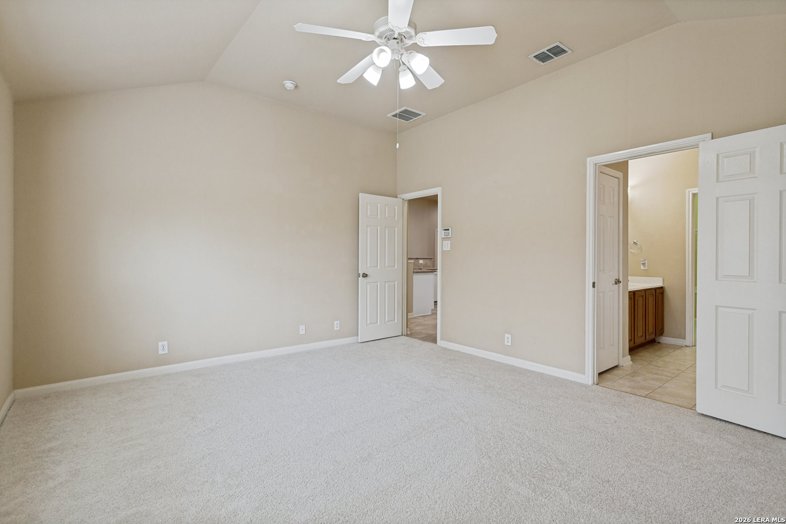 8910 Hanover Forest Helotes, TX 78023 - Photo 17 of 30