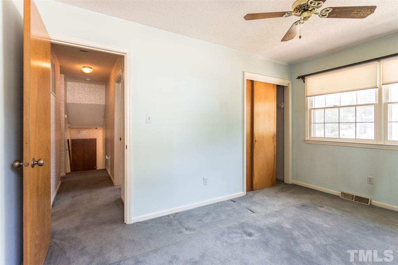 3100 Selkirk Place Raleigh, NC 27604 - Photo 14 of 30