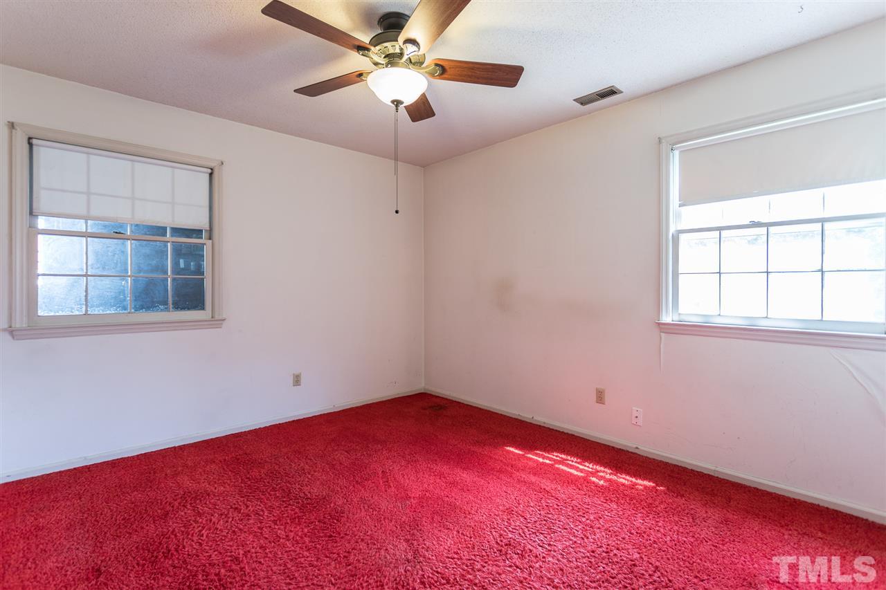 3100 Selkirk Place Raleigh, NC 27604 - Photo 25 of 30