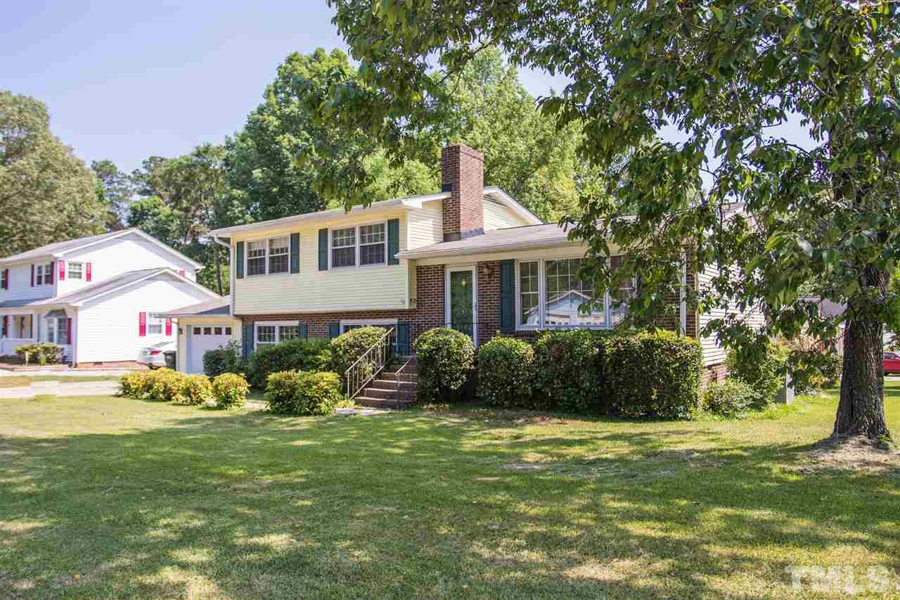 3100 Selkirk Place Raleigh, NC 27604 - Photo 4 of 30