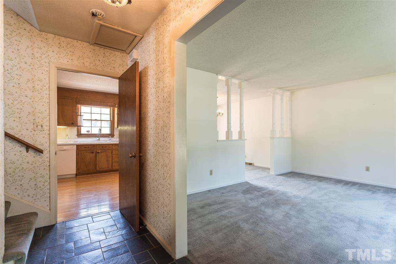 3100 Selkirk Place Raleigh, NC 27604 - Photo 10 of 30