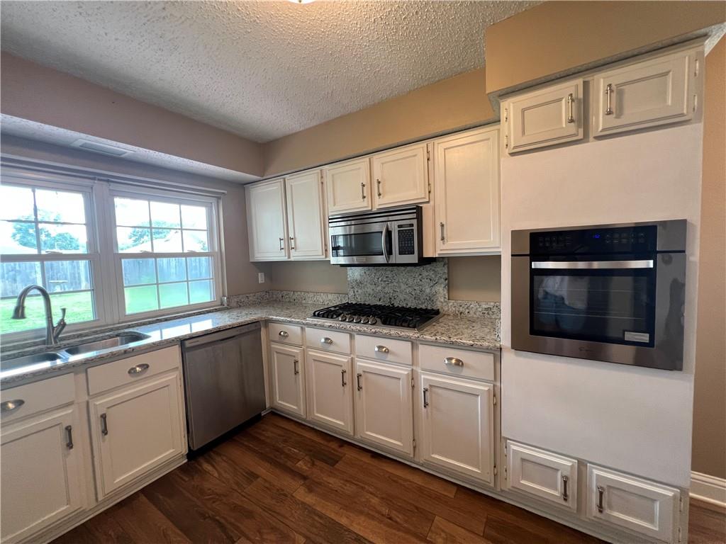1141 Rue Rochelle Slidell, LA 70458 - Photo 4 of 28 Gallery Image 4
