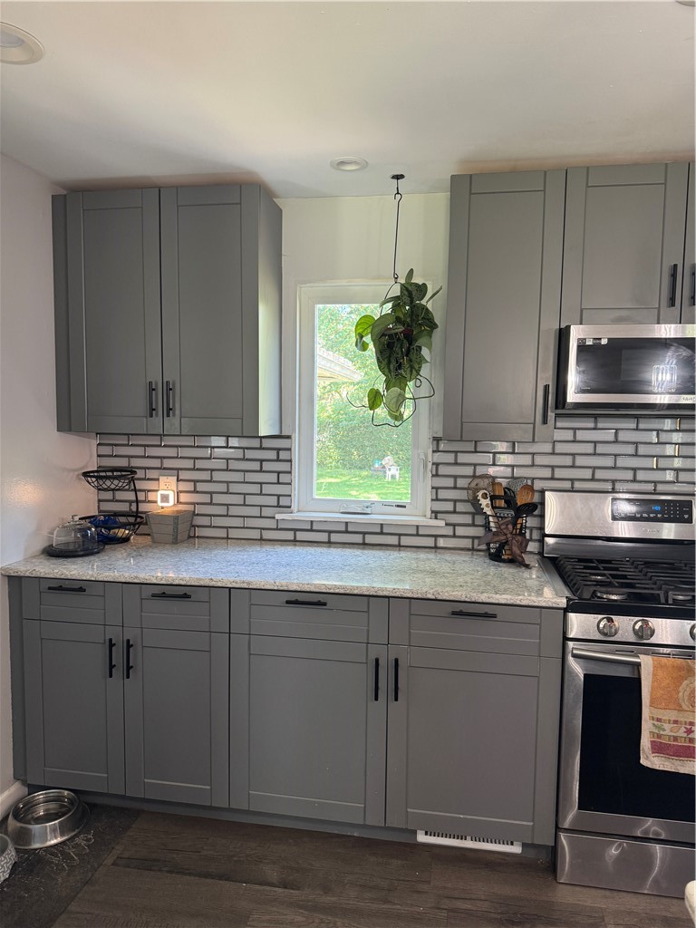 3 Springbrook Drive Chili, NY 14514 - Photo 9 of 36