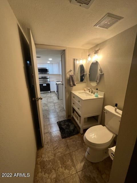 3511 East Baseline Road, Unit 1073 Phoenix, AZ 85042 - Photo 8 of 15 Bath downstairs 2 1073