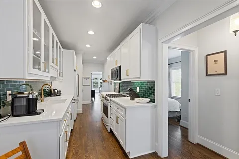 $379,900 | 653 North Highland Avenue Northeast, Unit 4, Atlanta, GA 30306