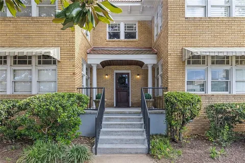 $379,900 | 653 North Highland Avenue Northeast, Unit 4, Atlanta, GA 30306