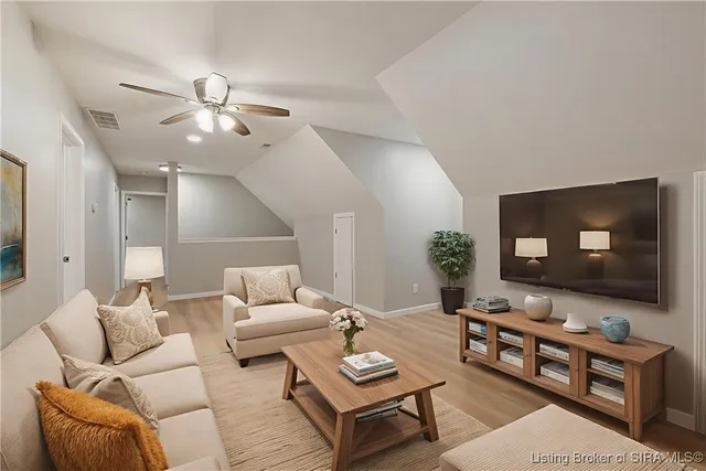 $389,000 | 621 Leon Prall Road, Otisco, IN 47163