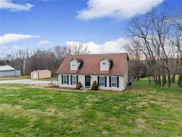 $369,000 | 621 Leon Prall Road, Otisco, IN 47163