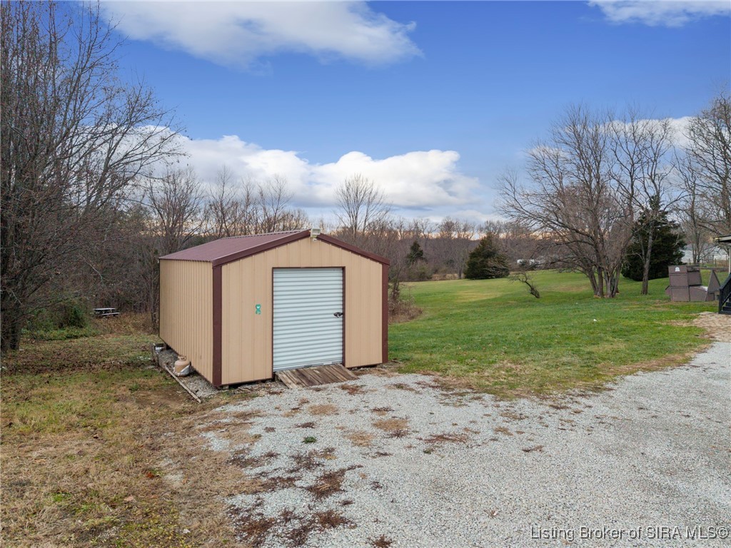 621 Leon Prall Road Otisco, IN 47163 - Photo 7 of 60