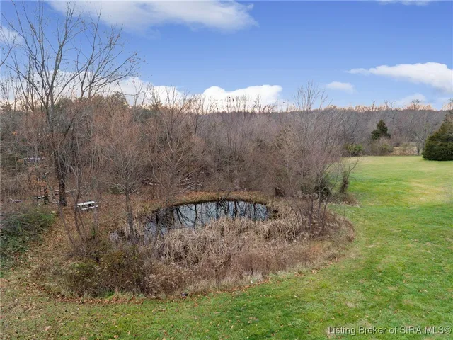 $389,000 | 621 Leon Prall Road, Otisco, IN 47163