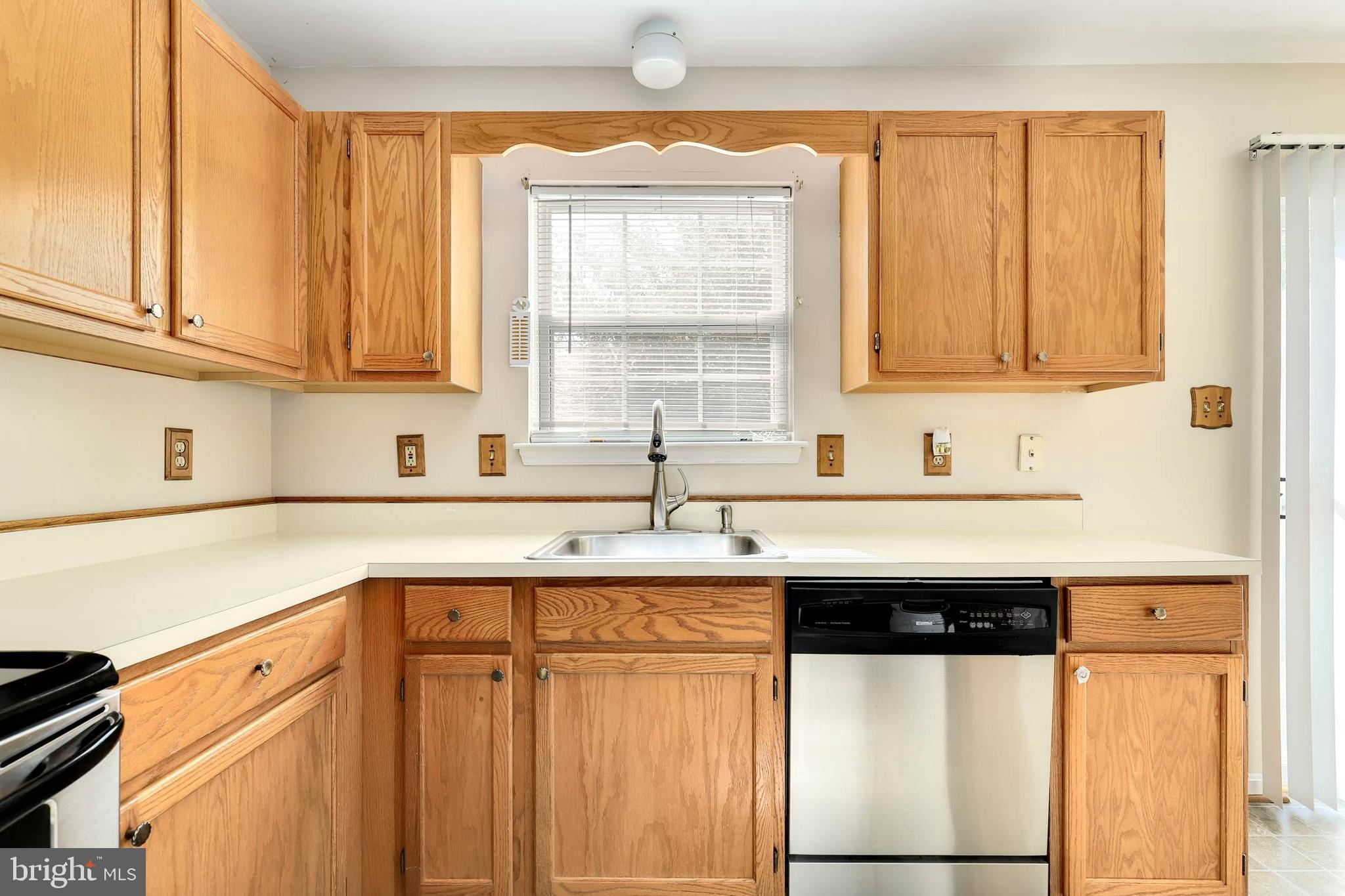 8827 Ritchboro Road District Heights, MD 20747 - Photo 12 of 26