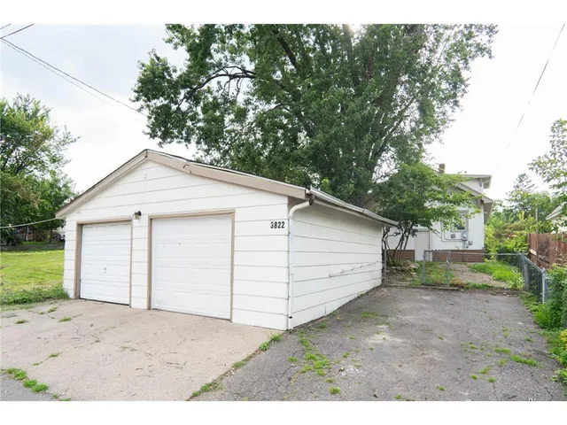 $2,350 | 3822 North Fremont Avenue, Minneapolis, MN 55412