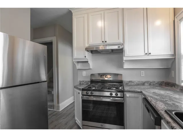 $2,350 | 3822 North Fremont Avenue, Minneapolis, MN 55412