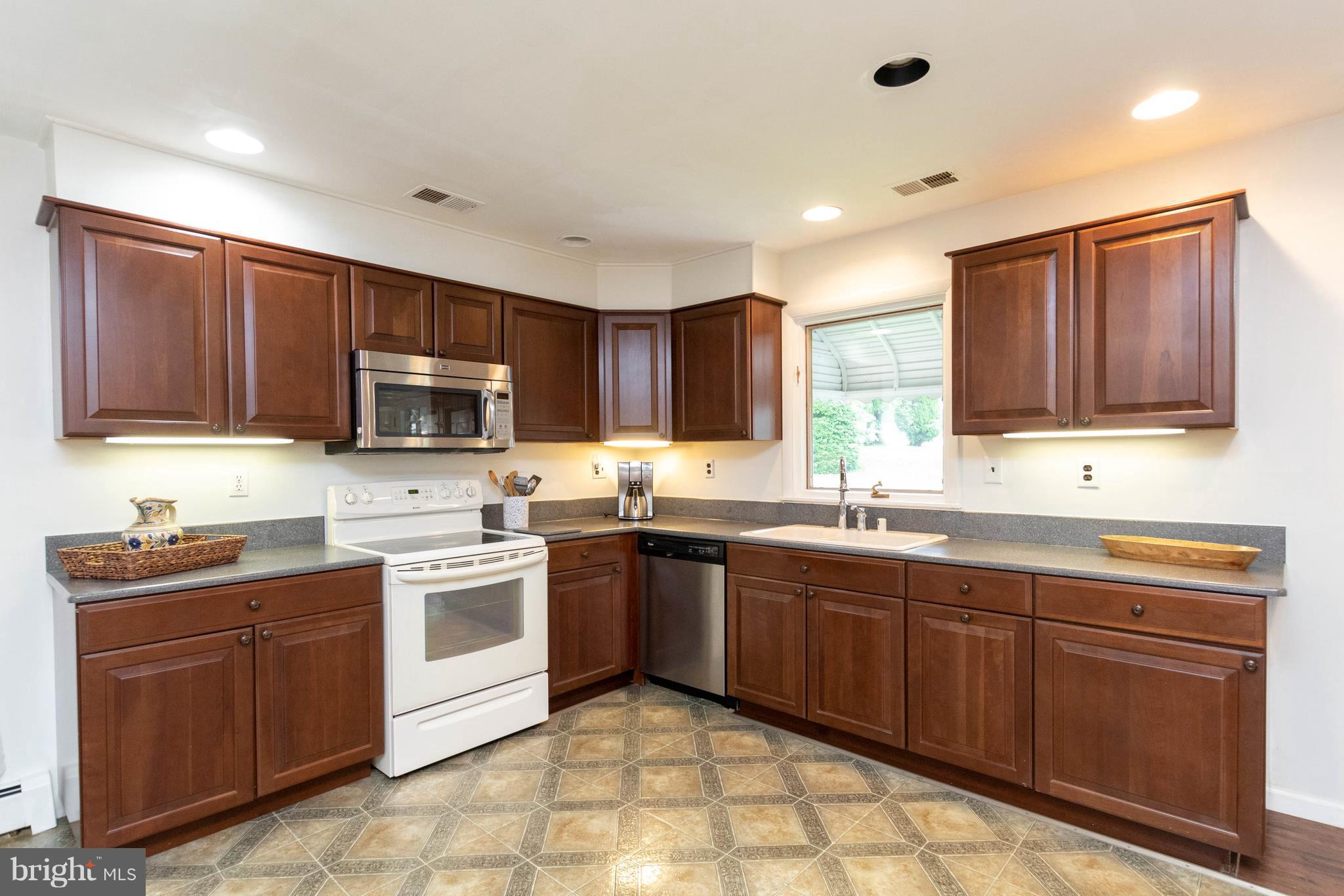 4717 Forge Road Perry Hall, MD 21128 - Photo 4 of 30 Kitchen with beautiful counter tops