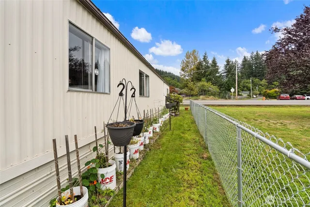 $39,500 | 1050 Howard Street, Unit 3, Raymond, WA 98577