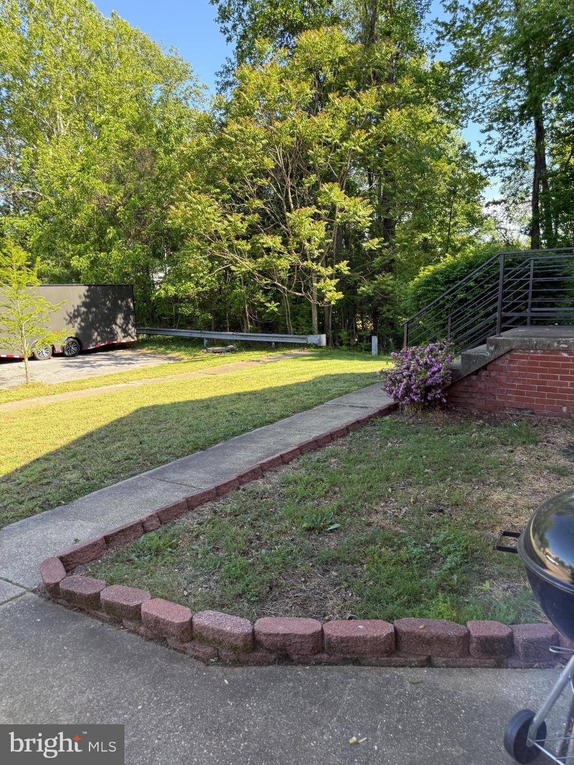 9515 Pin Oak Street Clinton, MD 20735 - Photo 3 of 21