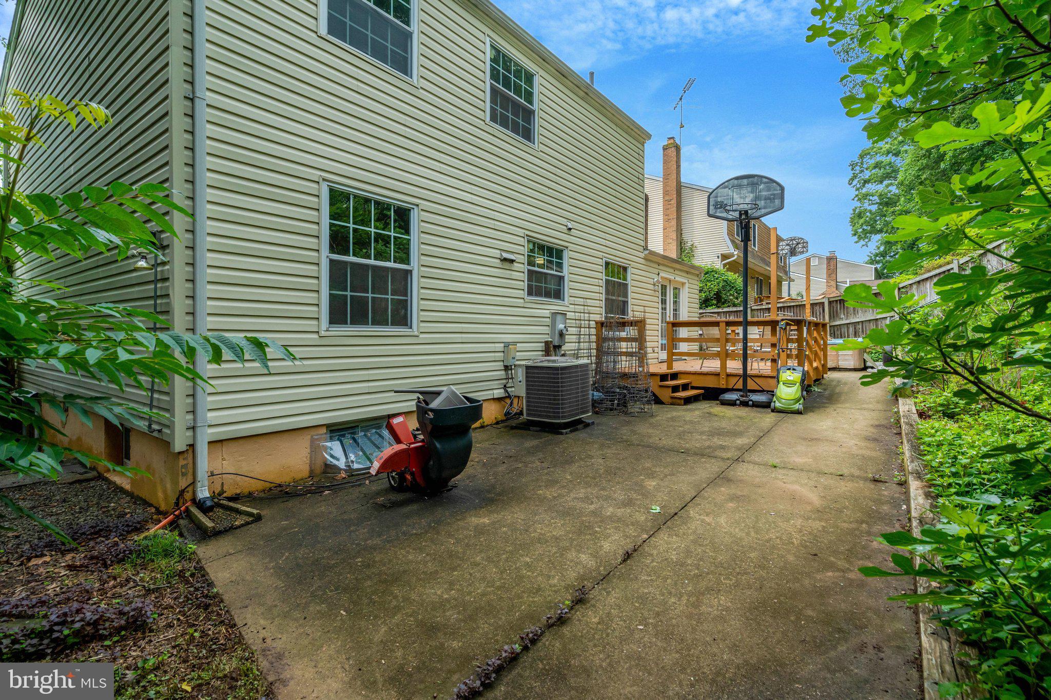 5759 Heming Avenue Springfield, VA 22151 - Photo 51 of 54