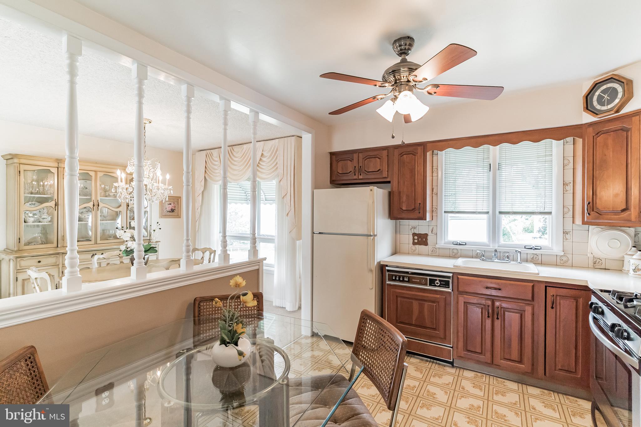 2802 Norman Road Abington, PA 19001 - Photo 13 of 38 Kitchen