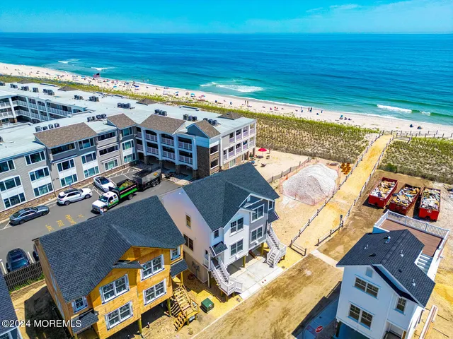 a view of an ocean view