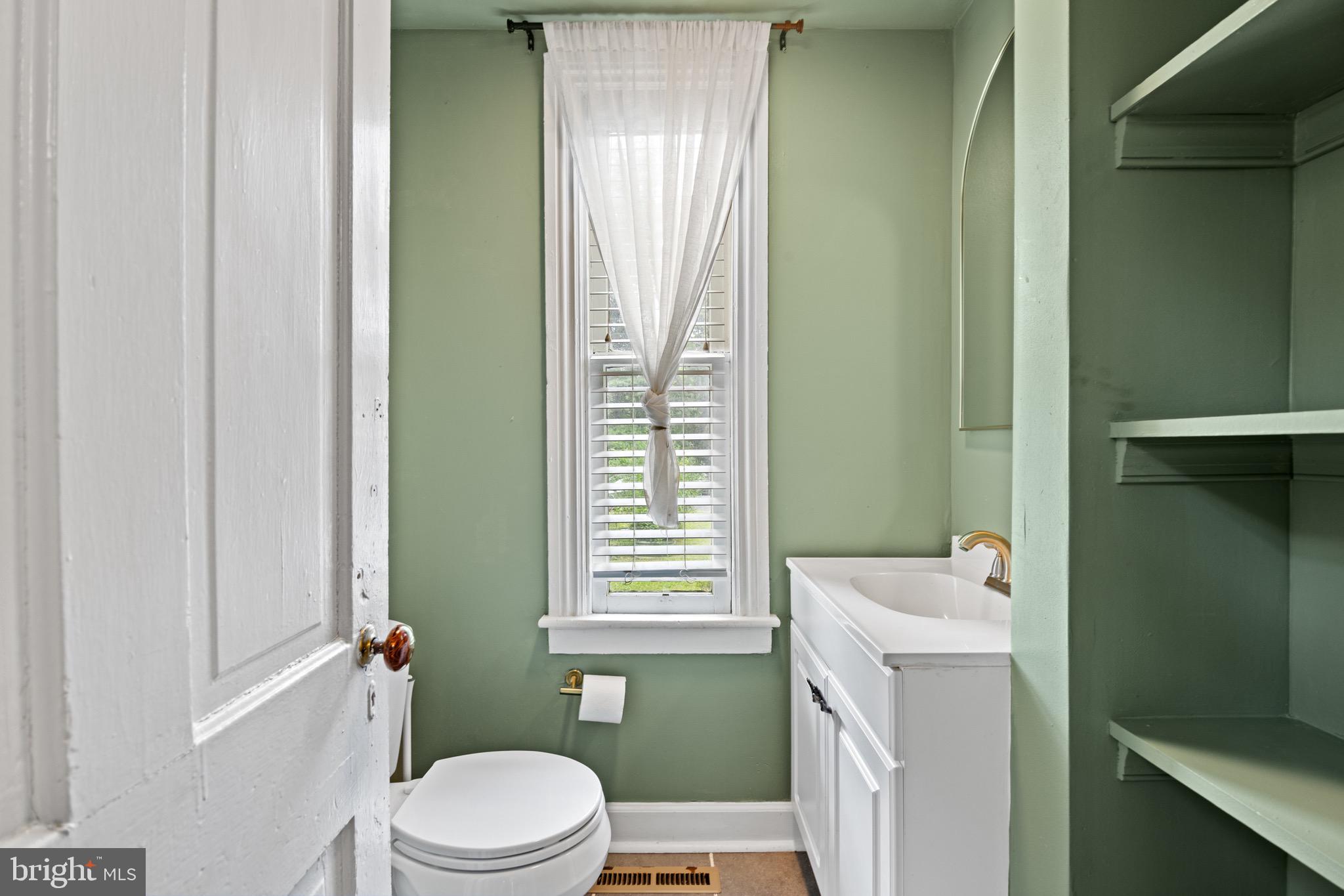 2417 Vineyard Road Falling Waters, WV 25419 - Photo 8 of 33 Gallery Image 8