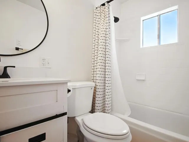 $1,199,999 | 5651 Stoll Drive, Los Angeles, CA 90042