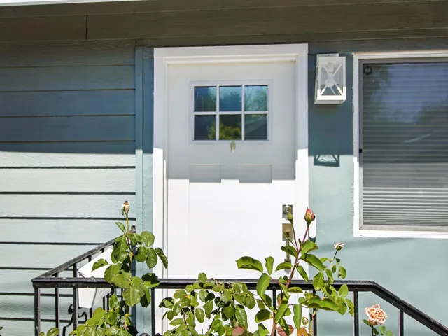 $1,199,999 | 5651 Stoll Drive, Los Angeles, CA 90042