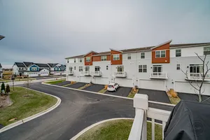 $2,800 | 871 Finley Drive, Unit 871, Aurora, IL 60504