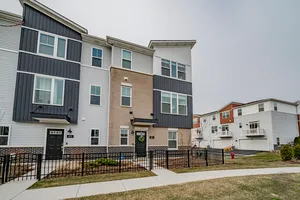 $2,800 | 871 Finley Drive, Unit 871, Aurora, IL 60504