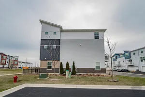 $2,800 | 871 Finley Drive, Unit 871, Aurora, IL 60504