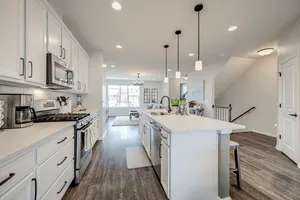 $2,800 | 871 Finley Drive, Unit 871, Aurora, IL 60504